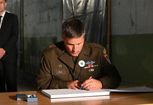 Brigadni general Matthew A. Valas, komandant NATO Staba Sarajevo prisustvovao je komemoraciji u Srebrenici